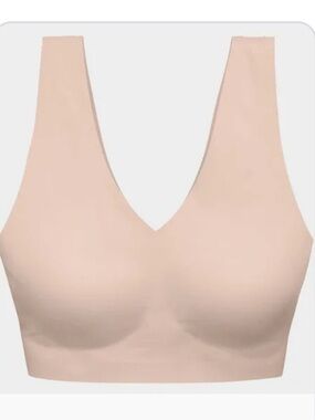EBY Wireless Seamless Bra in the Color Evening Sand Womens size Medium NWT